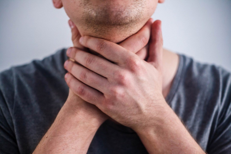 Заболевания щитовидной железы у мужчин: какие бывают и как их лечить